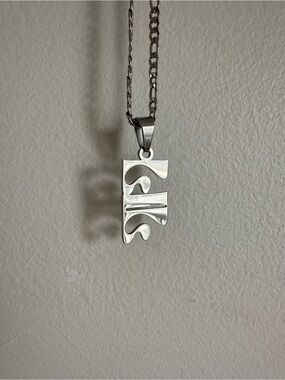 ‘LIL’ Necklace